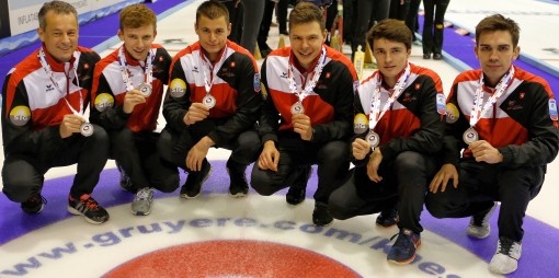 Démarrage de rêve pour le partenariat ERIMA - équipe suisse de curling: une médaille d’argent aux championnats d’Europe