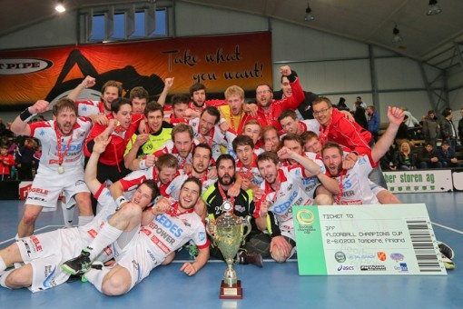 L’équipe ERIMA des Alligators de l’UHC Malans est championne de Suisse d’unihockey